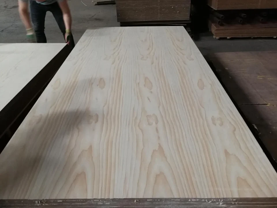 Fancy Natural Wood Veneered MDF