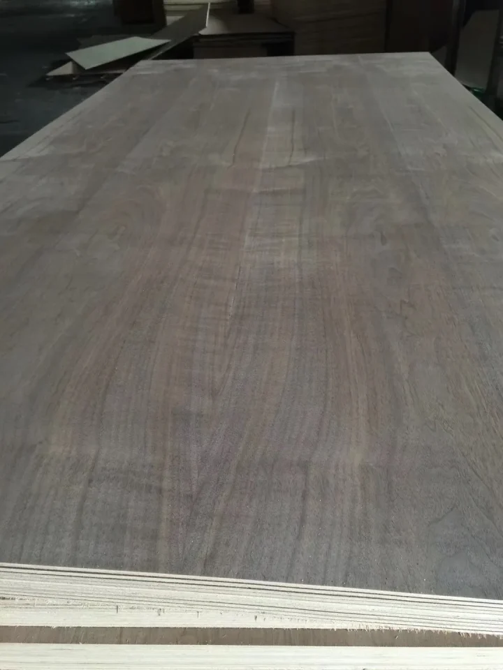 Fancy Natural Wood Veneered MDF