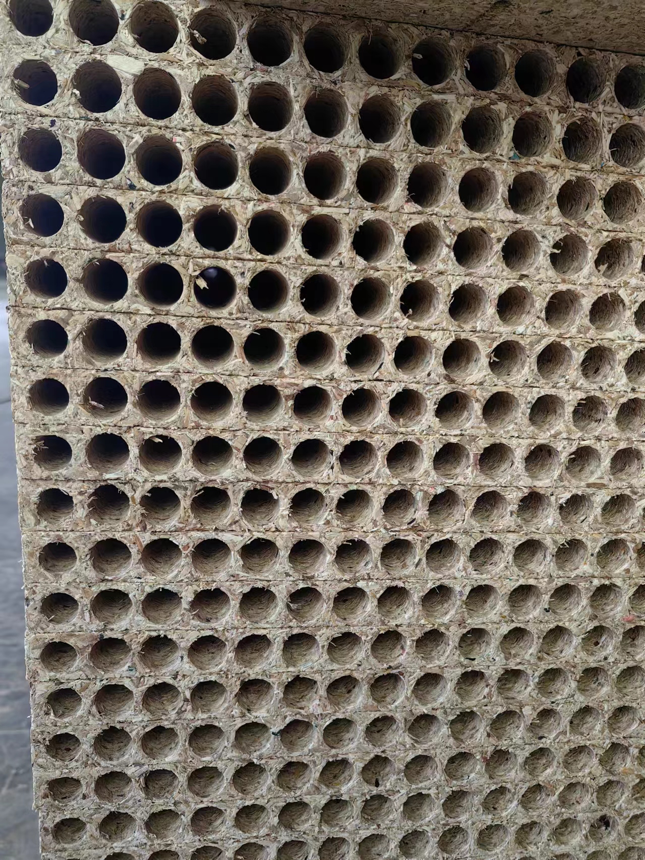 Hollow Chipboard