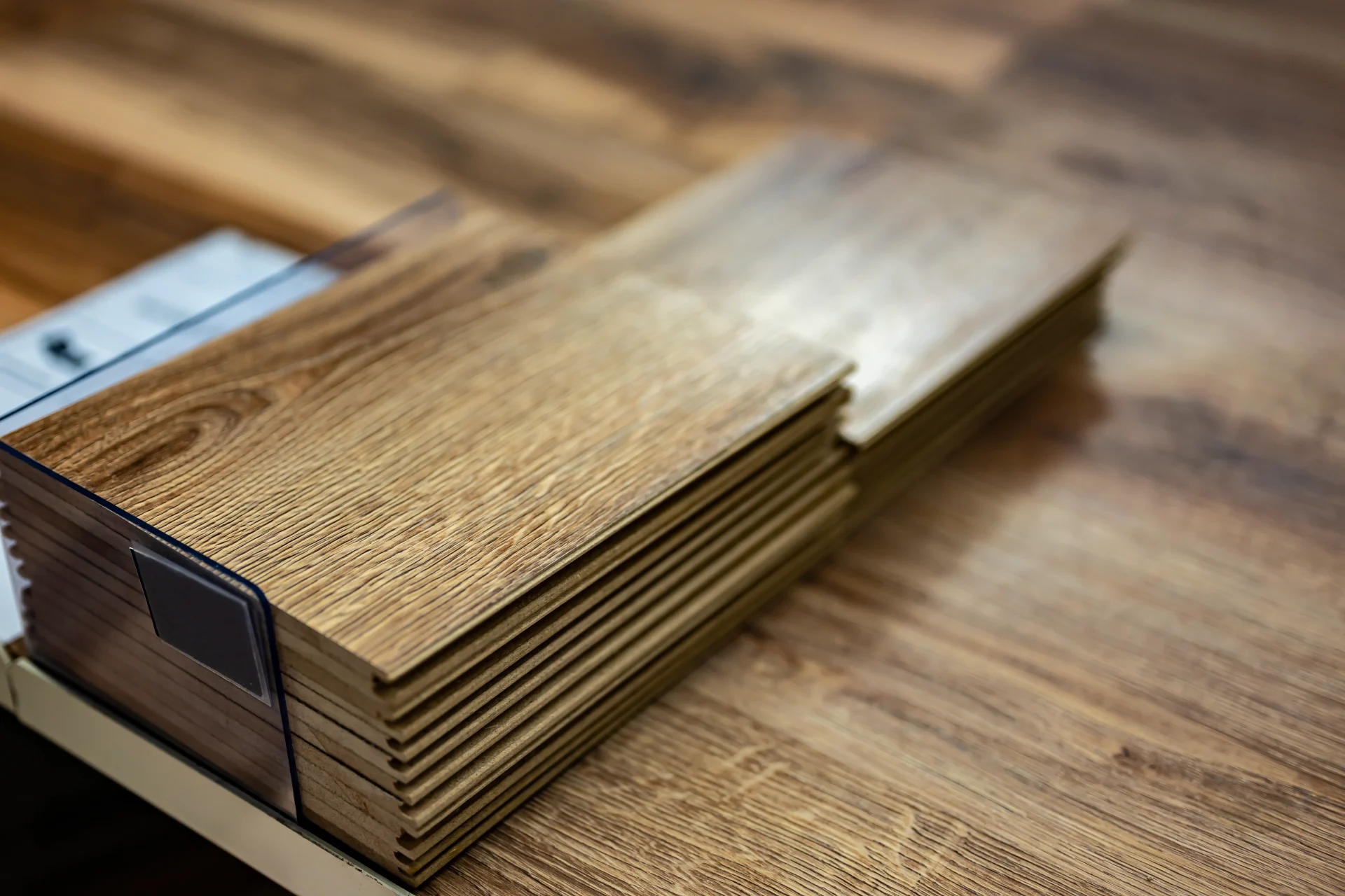 How is the Quality of Wood Panel Supply at Linyi Building Materials Market in China