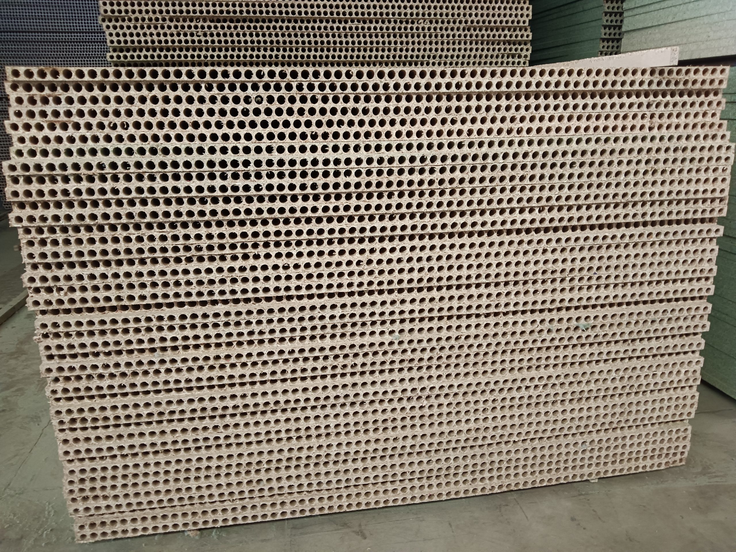 Hollow Chipboard